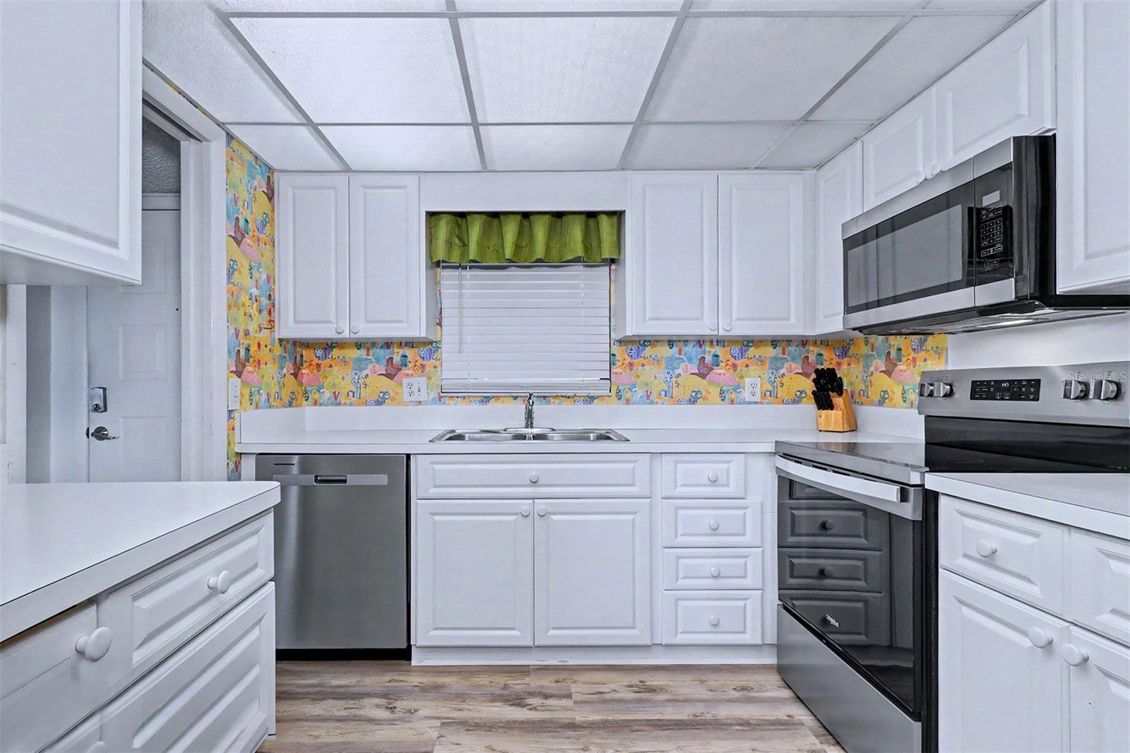 1230 GULF BLVD #404, CLEARWATER BEACH, FL, 33767