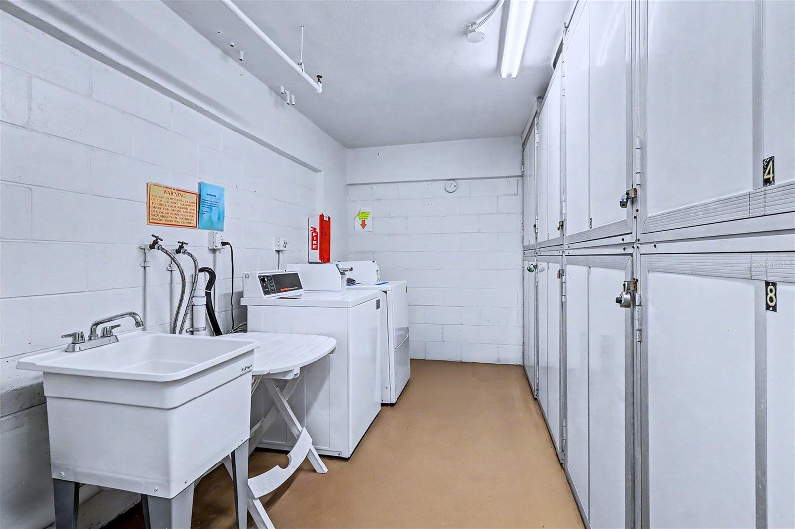 1230 GULF BLVD #404, CLEARWATER BEACH, FL, 33767