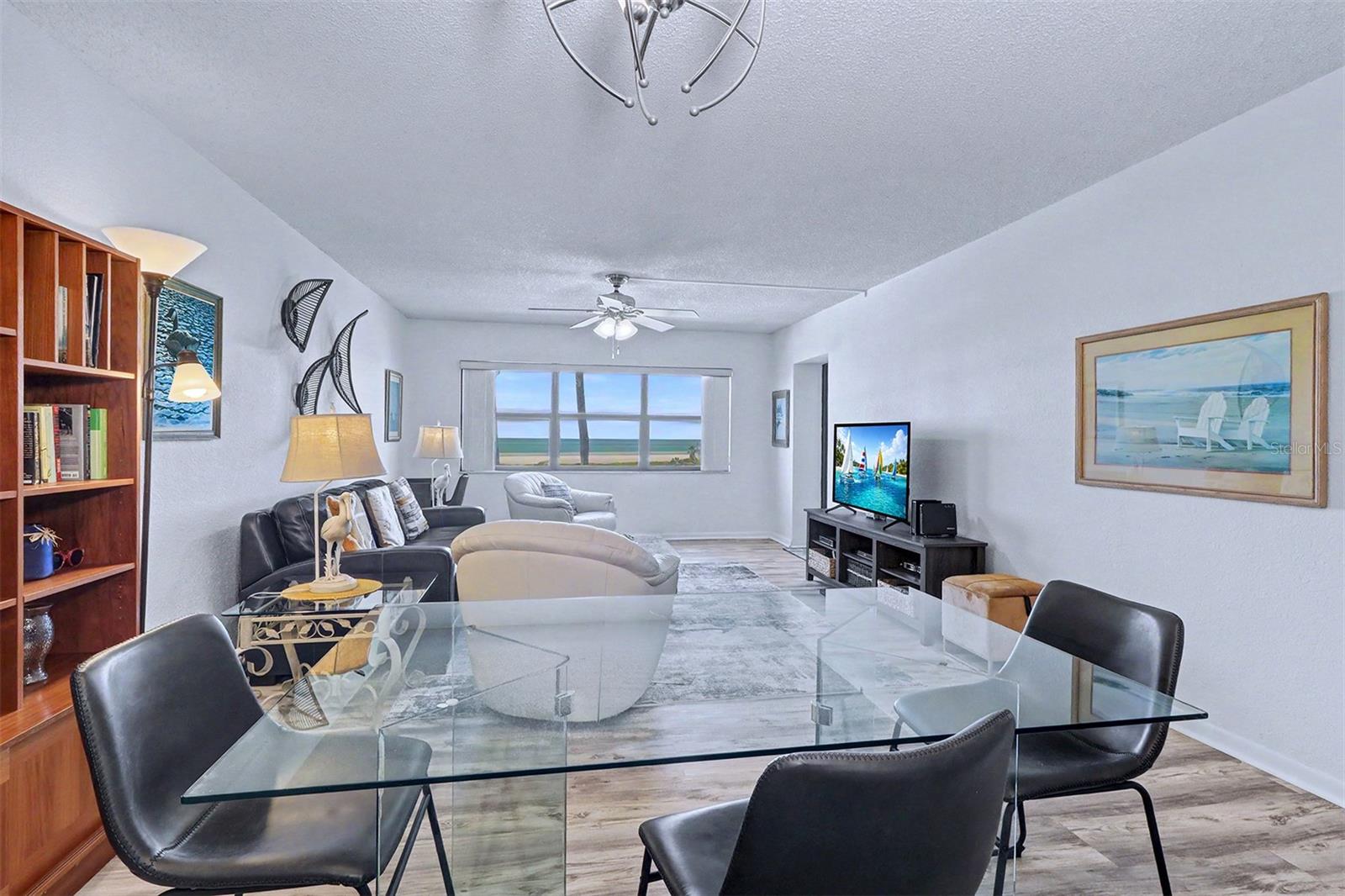 1230 GULF BLVD #404, CLEARWATER BEACH, FL, 33767