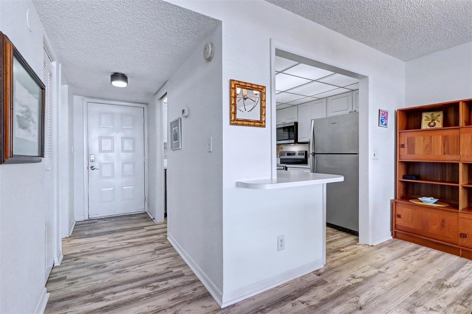 1230 GULF BLVD #404, CLEARWATER BEACH, FL, 33767