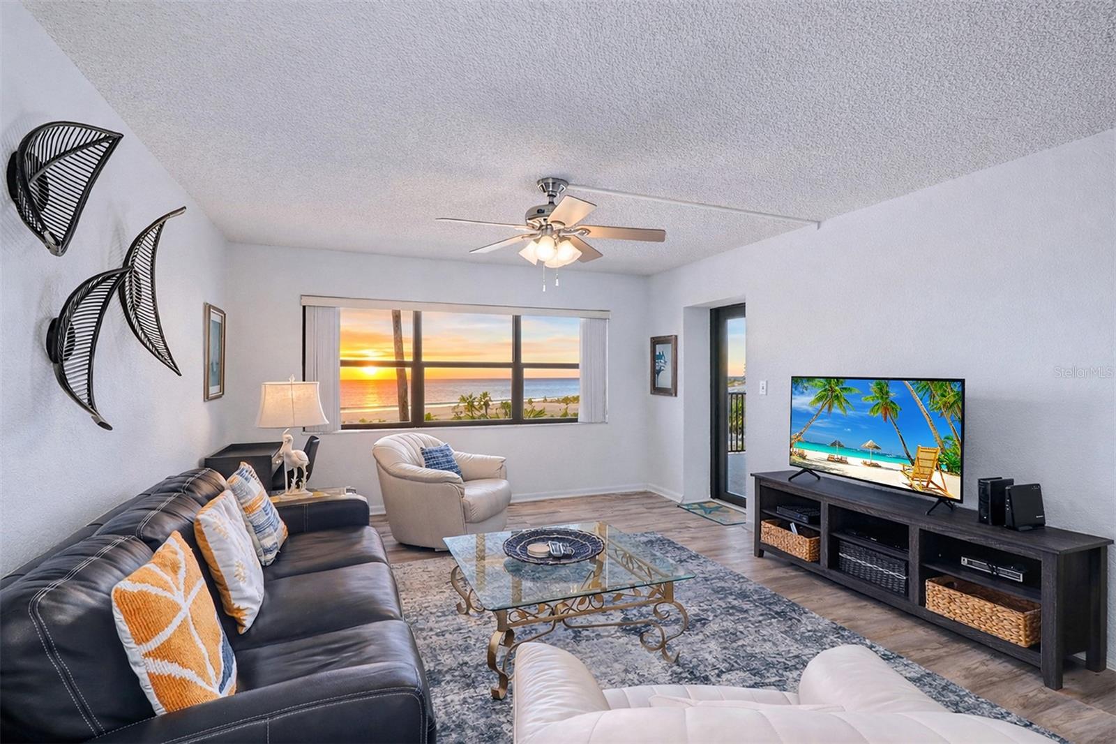 1230 GULF BLVD #404, CLEARWATER BEACH, FL, 33767