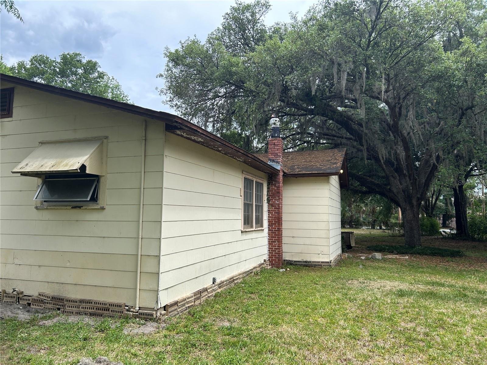 2242 NW 1ST AVE, OCALA, FL, 34475