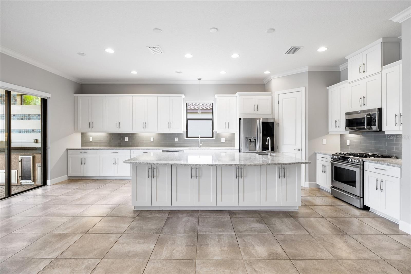 10111 CRAFTSMAN PARK WAY, PALMETTO, FL, 34221