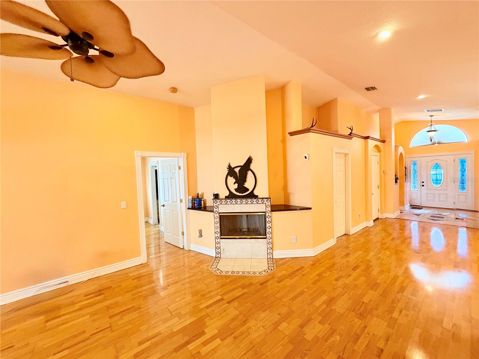 1150 OAKWOOD DR, DUNEDIN, FL, 34698