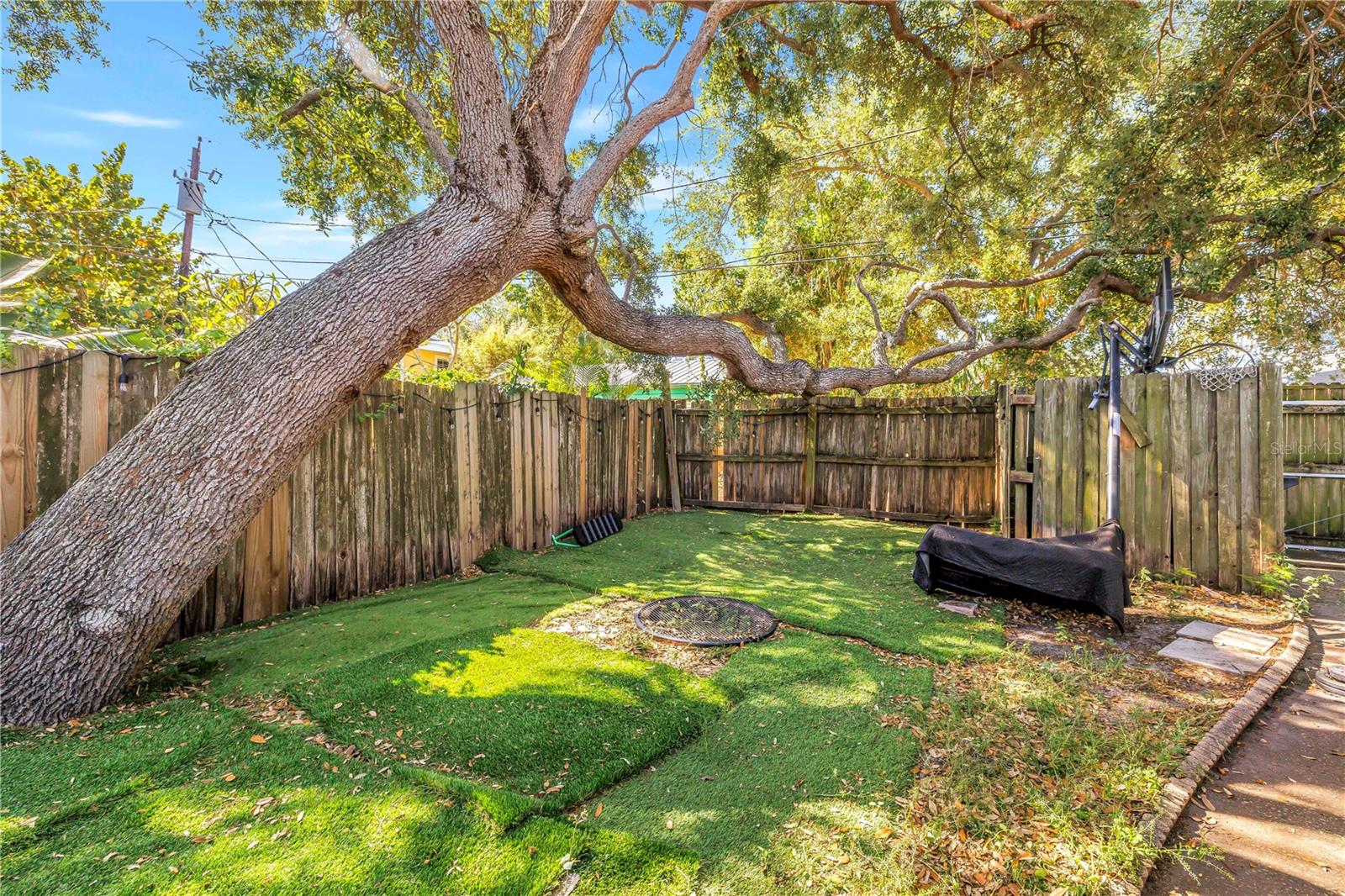 216 16TH AVE SE, ST PETERSBURG, FL, 33701