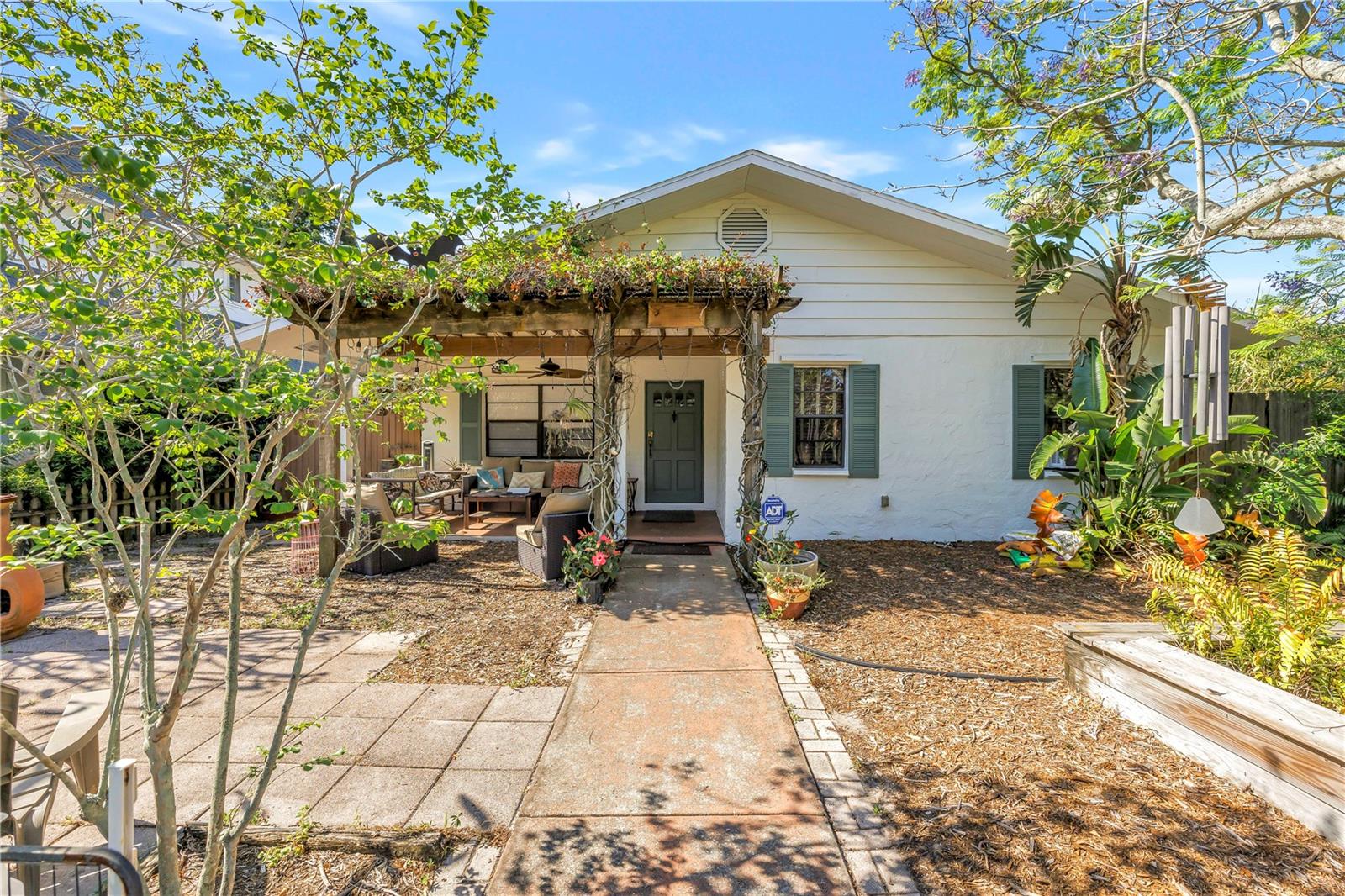 216 16TH AVE SE, ST PETERSBURG, FL, 33701