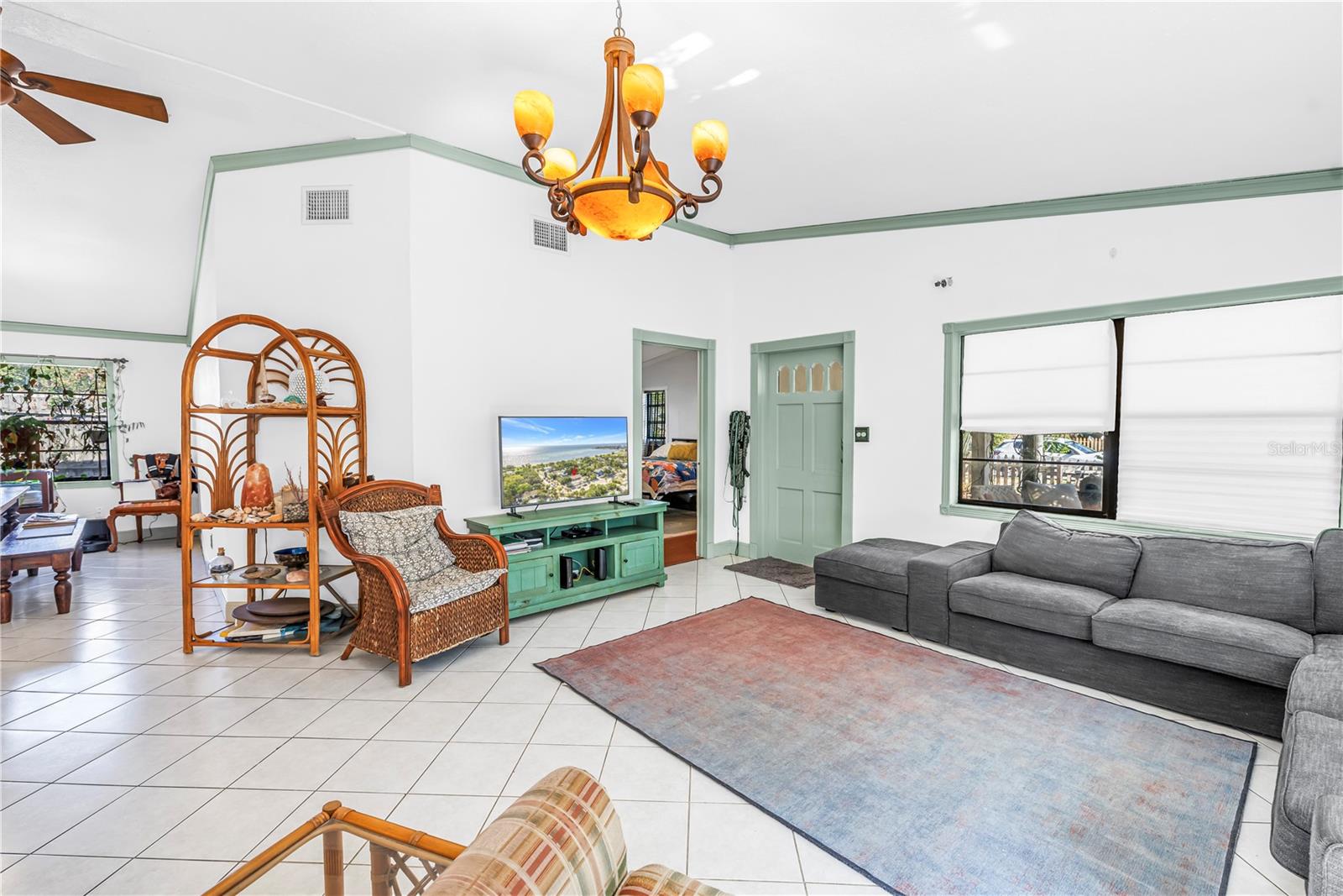 216 16TH AVE SE, ST PETERSBURG, FL, 33701