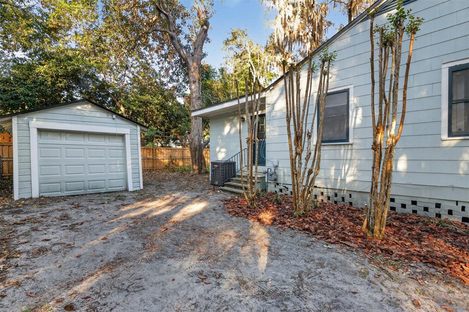 914 NE 6TH AVE, GAINESVILLE, FL, 32601