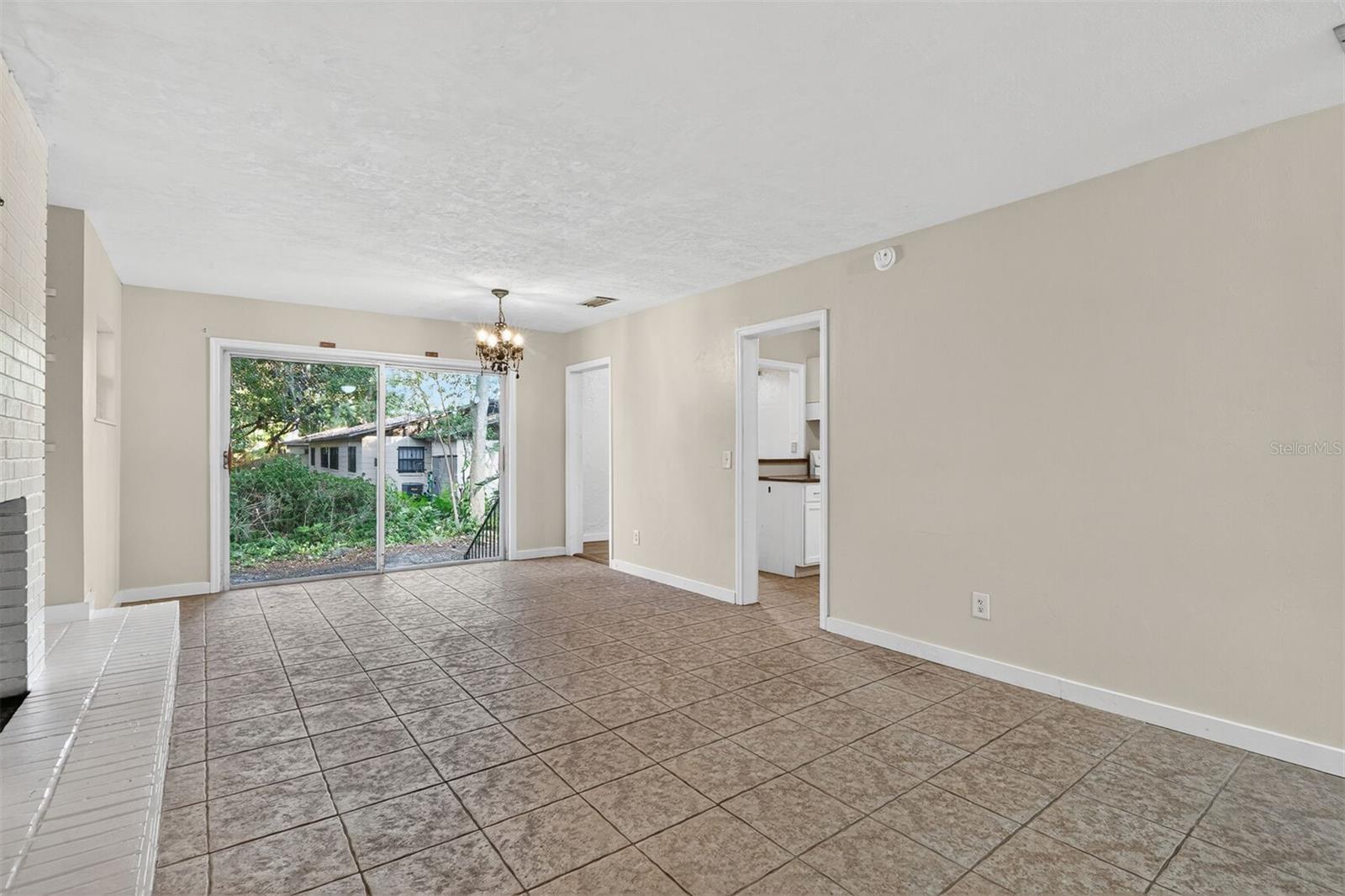 914 NE 6TH AVE, GAINESVILLE, FL, 32601