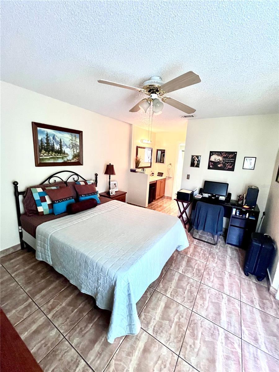 29 LAKEPOINTE CIR, KISSIMMEE, FL, 34743