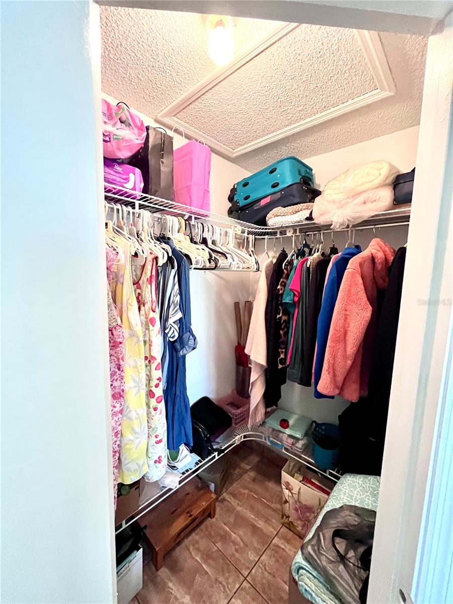 29 LAKEPOINTE CIR, KISSIMMEE, FL, 34743