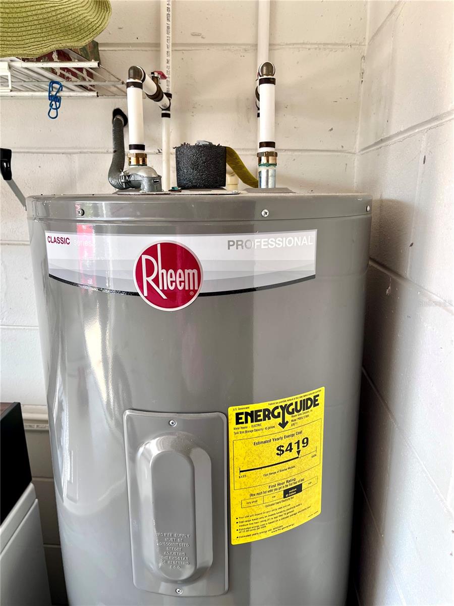 29 LAKEPOINTE CIR, KISSIMMEE, FL, 34743