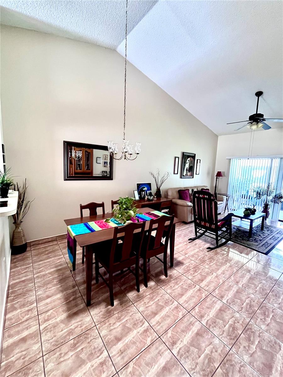 29 LAKEPOINTE CIR, KISSIMMEE, FL, 34743