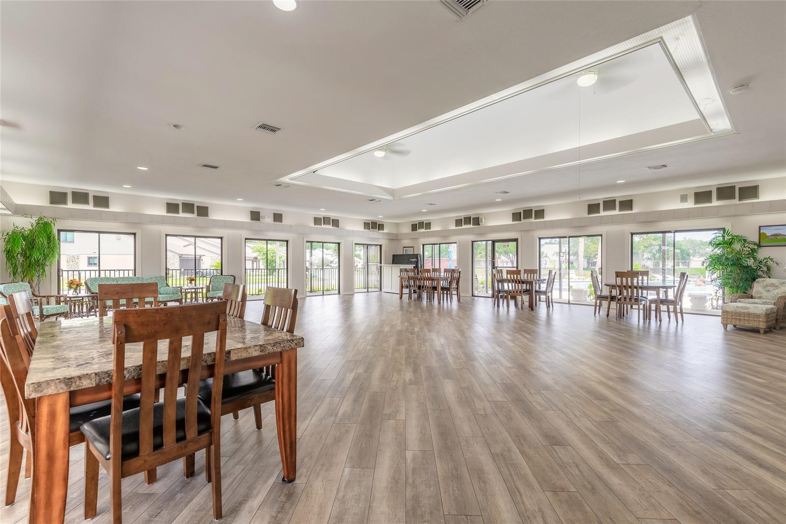 2212 DEERWOOD DR, NEW SMYRNA BEACH, FL, 32168