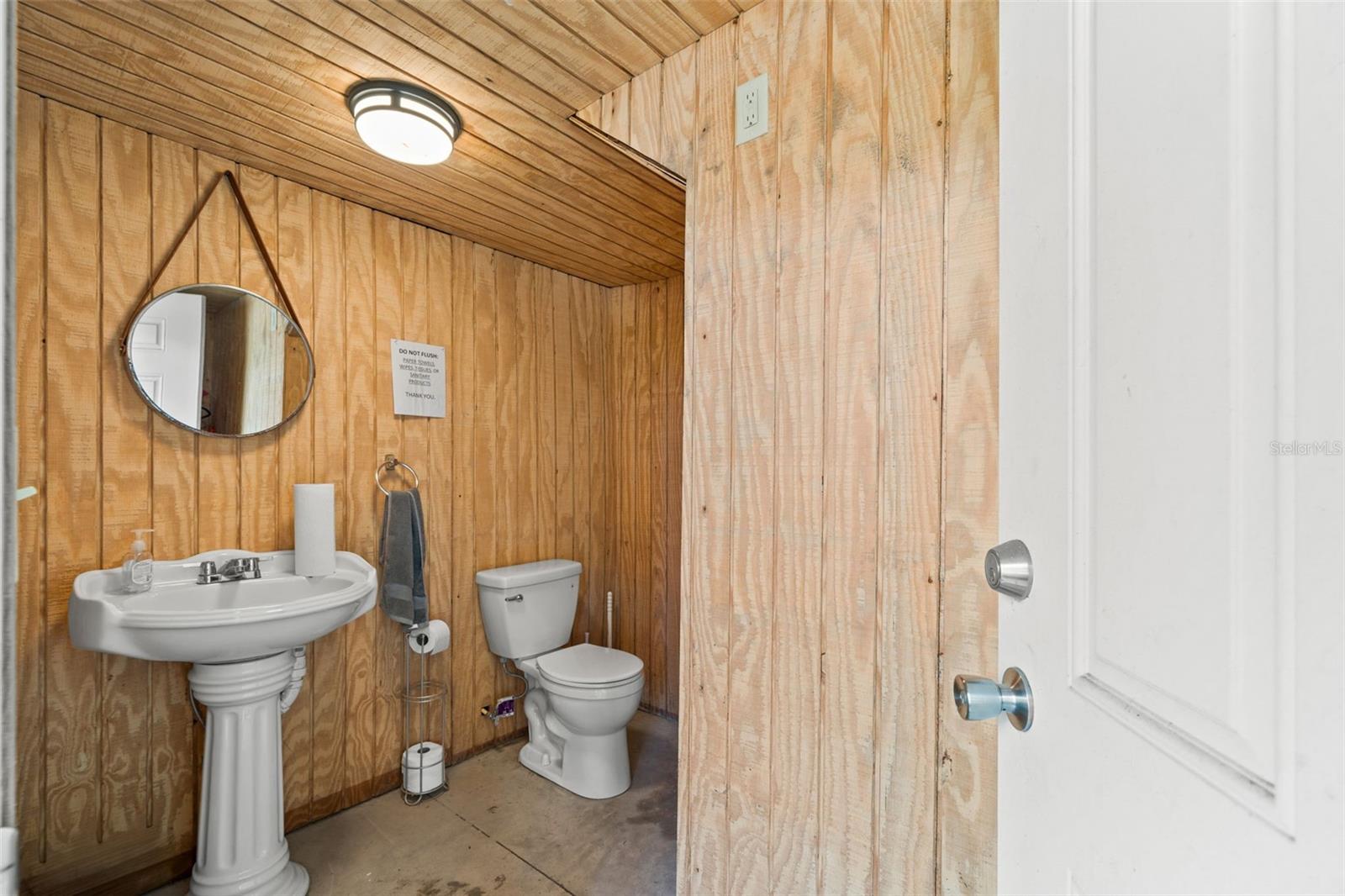 1566 INDIAN BAY RD, SPRING HILL, FL, 34607