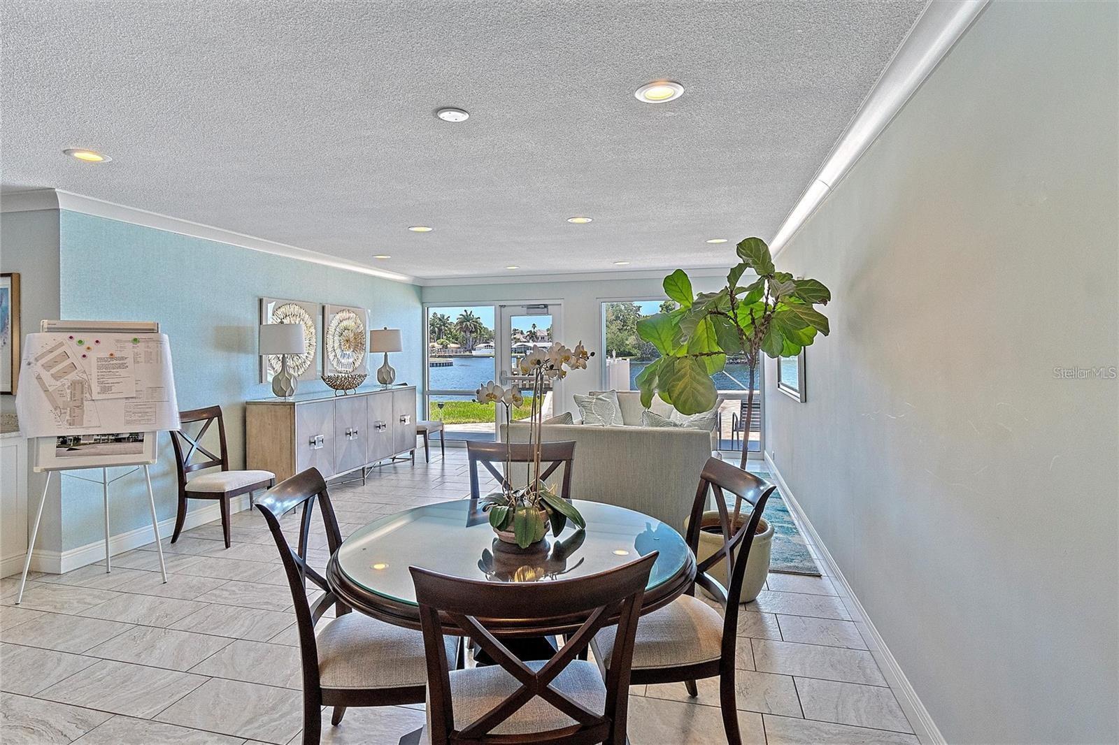 1365 SNELL ISLE BLVD NE #8D, ST PETERSBURG, FL, 33704