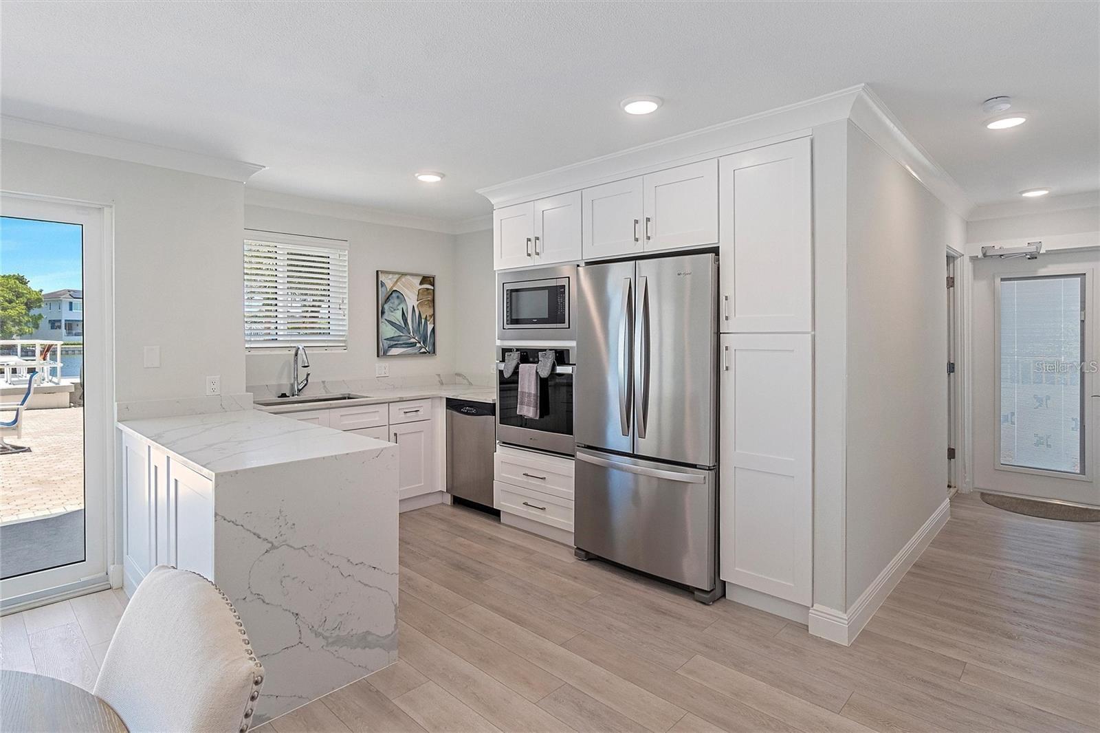 1365 SNELL ISLE BLVD NE #8D, ST PETERSBURG, FL, 33704