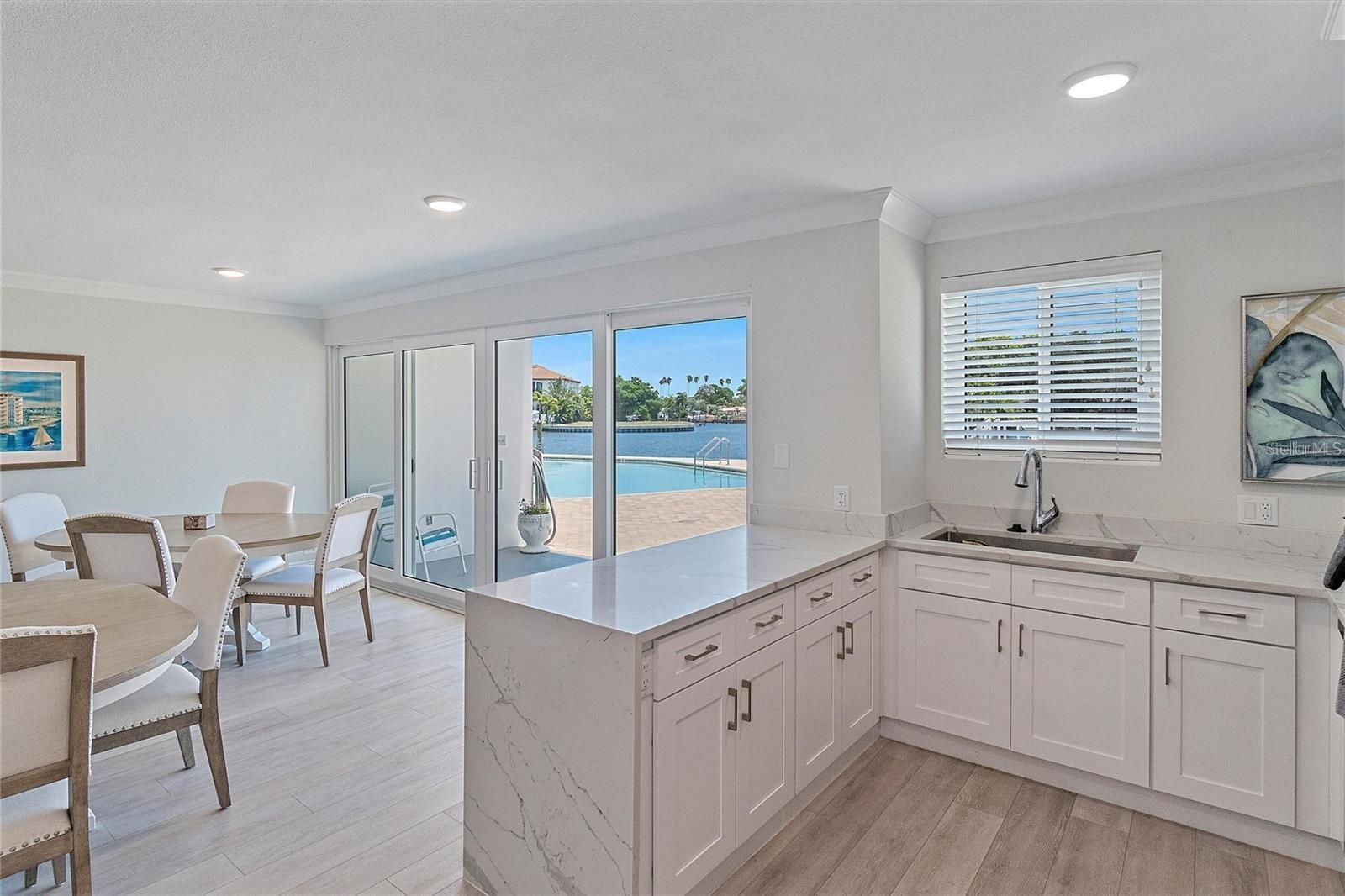 1365 SNELL ISLE BLVD NE #8D, ST PETERSBURG, FL, 33704