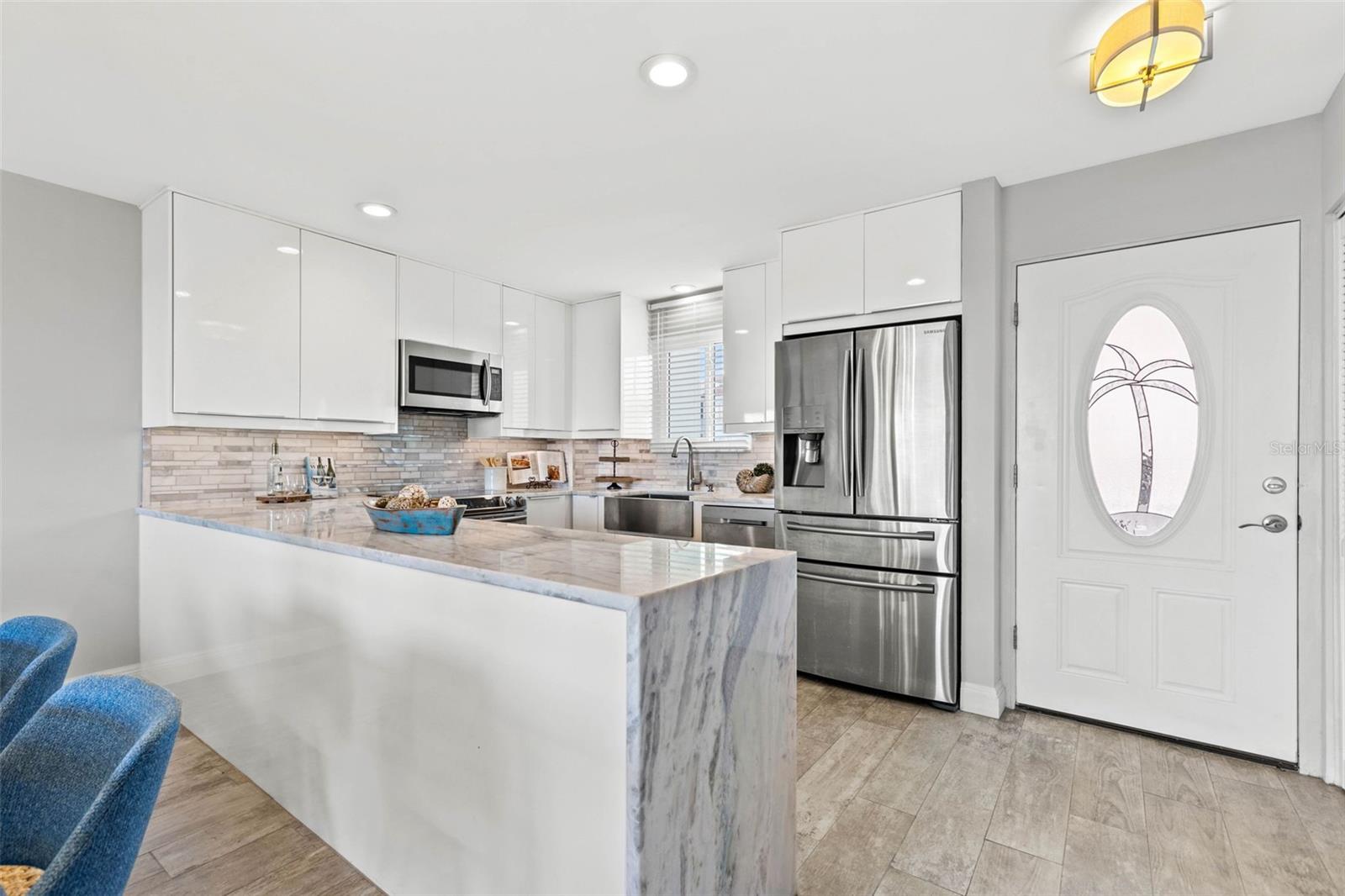 1365 SNELL ISLE BLVD NE #8D, ST PETERSBURG, FL, 33704