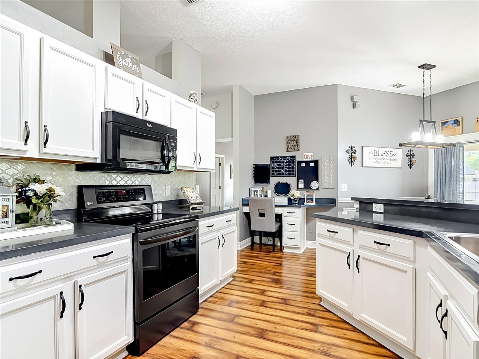 1935 E ANCHOR DR, DELTONA, FL, 32725