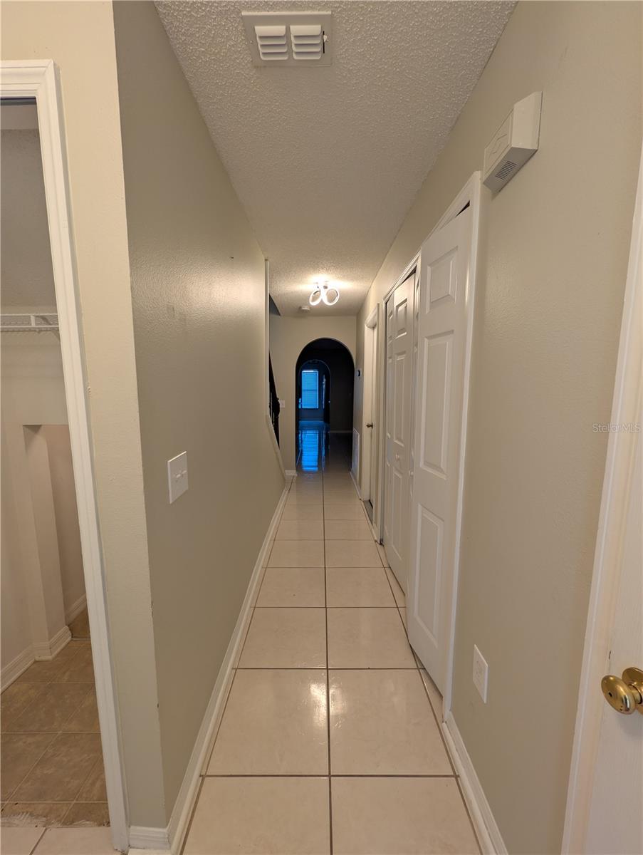 4630 ASHBURN SQUARE DR, TAMPA, FL, 33610