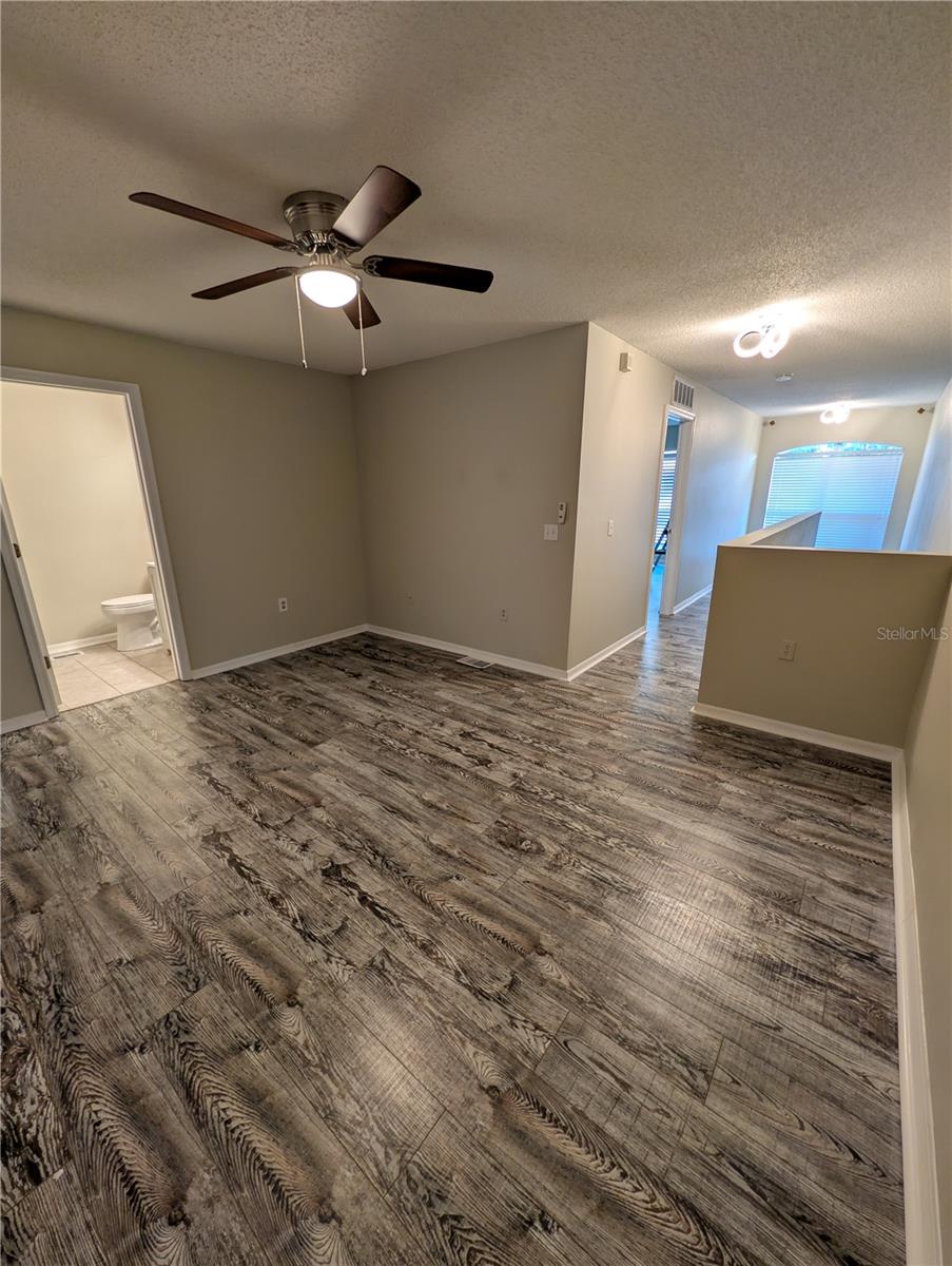 4630 ASHBURN SQUARE DR, TAMPA, FL, 33610