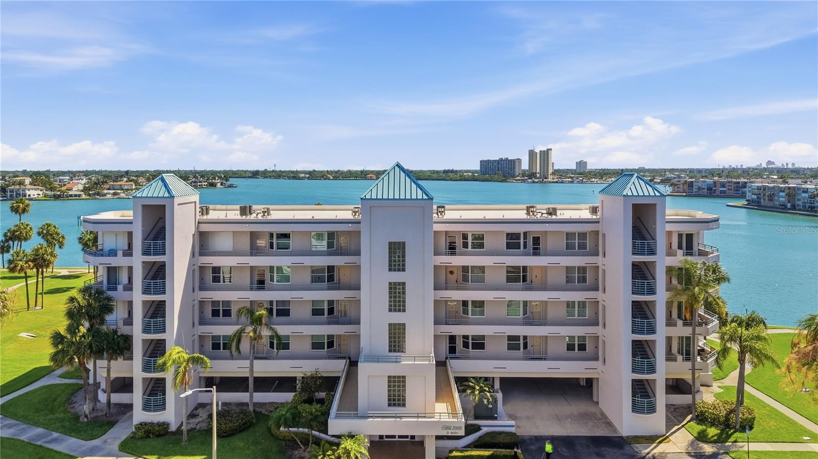 8021 SAILBOAT KEY BLVD S #302, ST PETE BEACH, FL, 33707