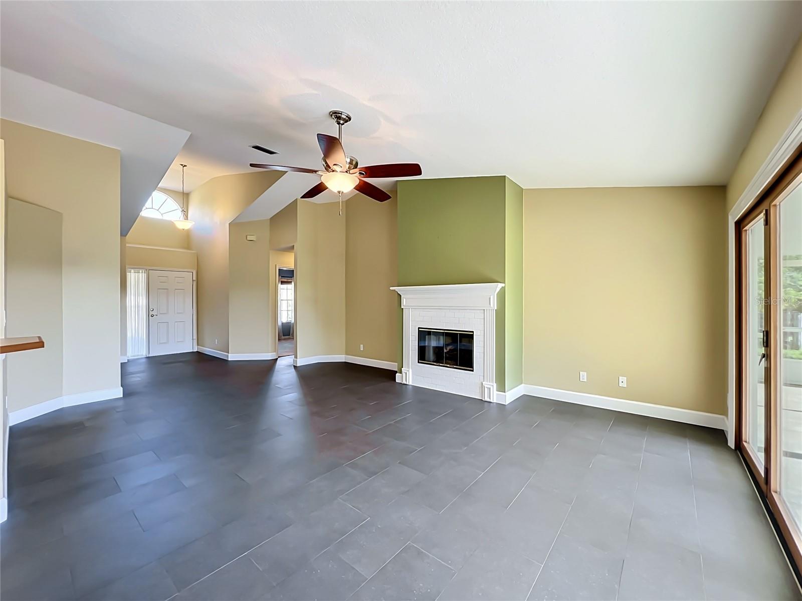 32936 SCENIC HILLS DR, MOUNT DORA, FL, 32757