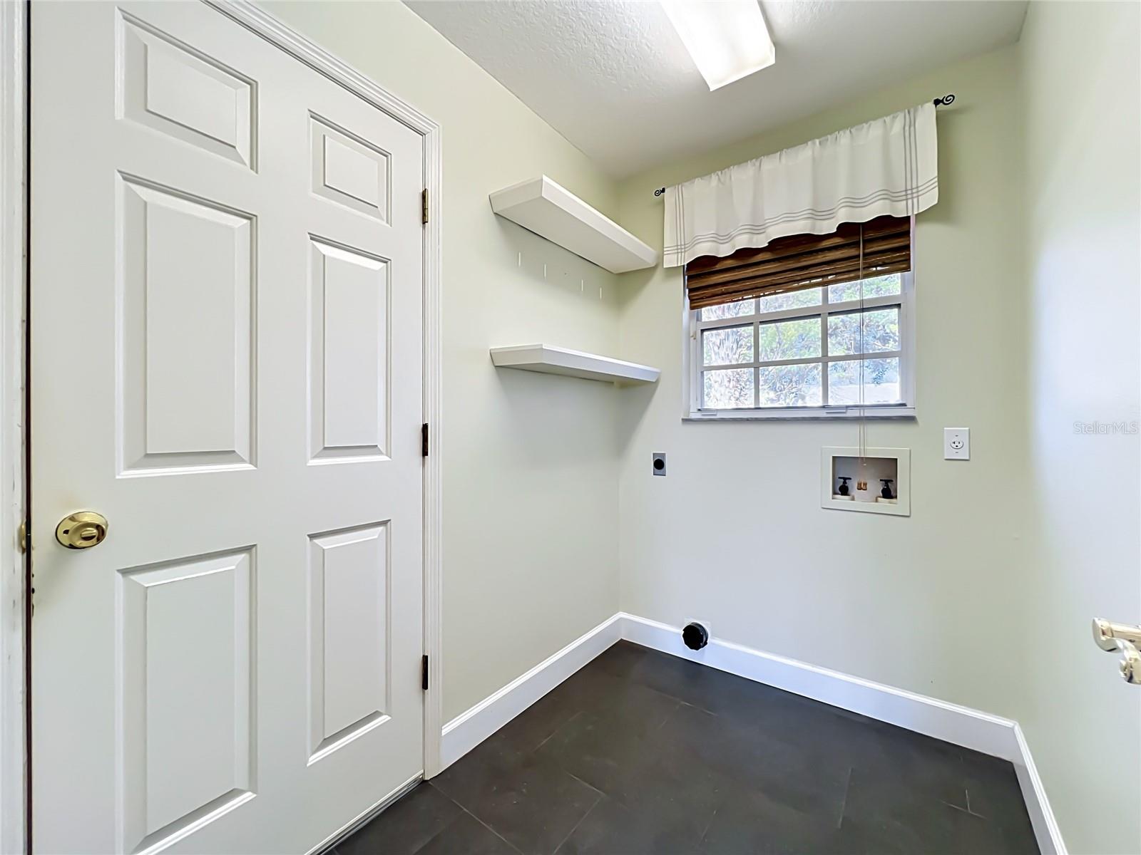 32936 SCENIC HILLS DR, MOUNT DORA, FL, 32757