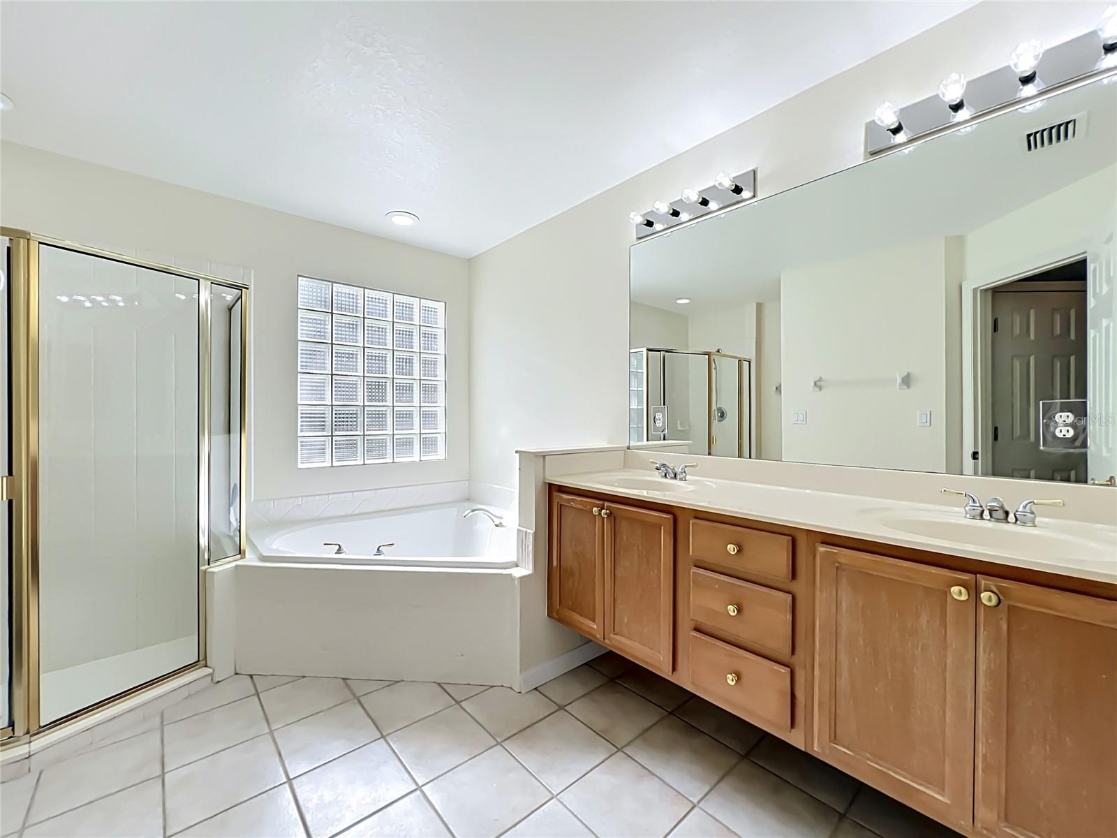 32936 SCENIC HILLS DR, MOUNT DORA, FL, 32757