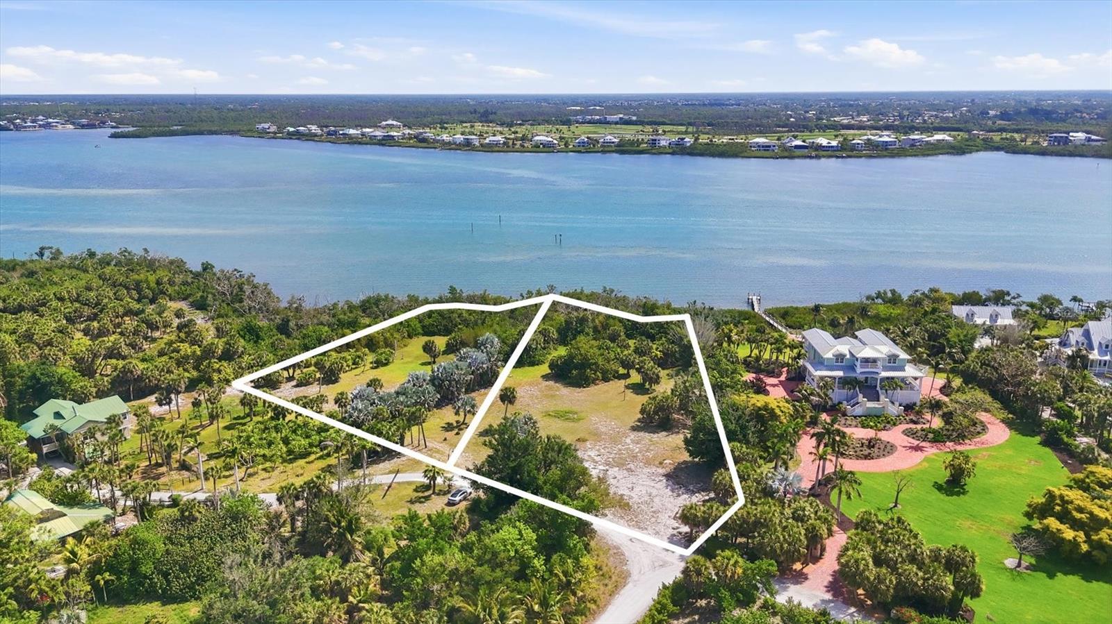 10450 SUNNY DREAMS TER, PLACIDA, FL, 33946