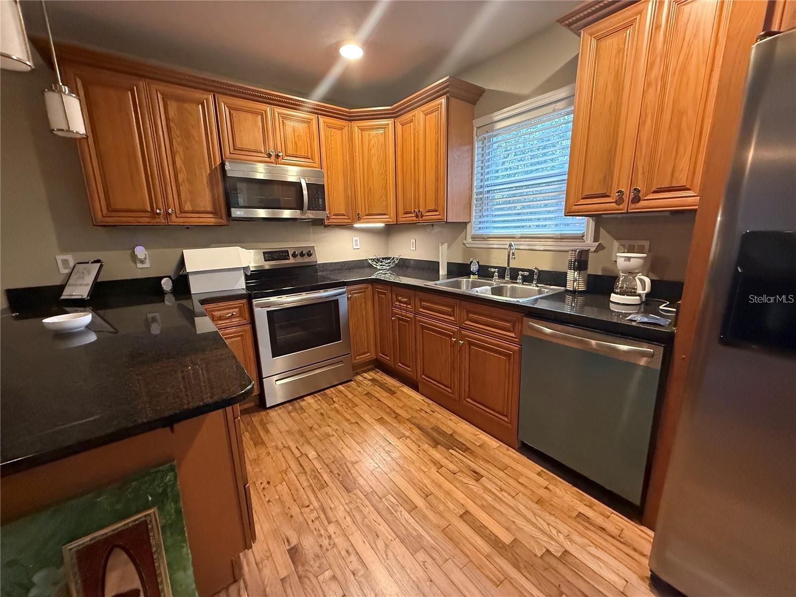 1411 NE 1ST AVE, GAINESVILLE, FL, 32641