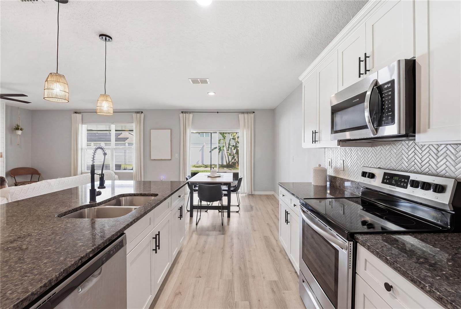 1895 GREEN DRAGON DR, ST CLOUD, FL, 34771