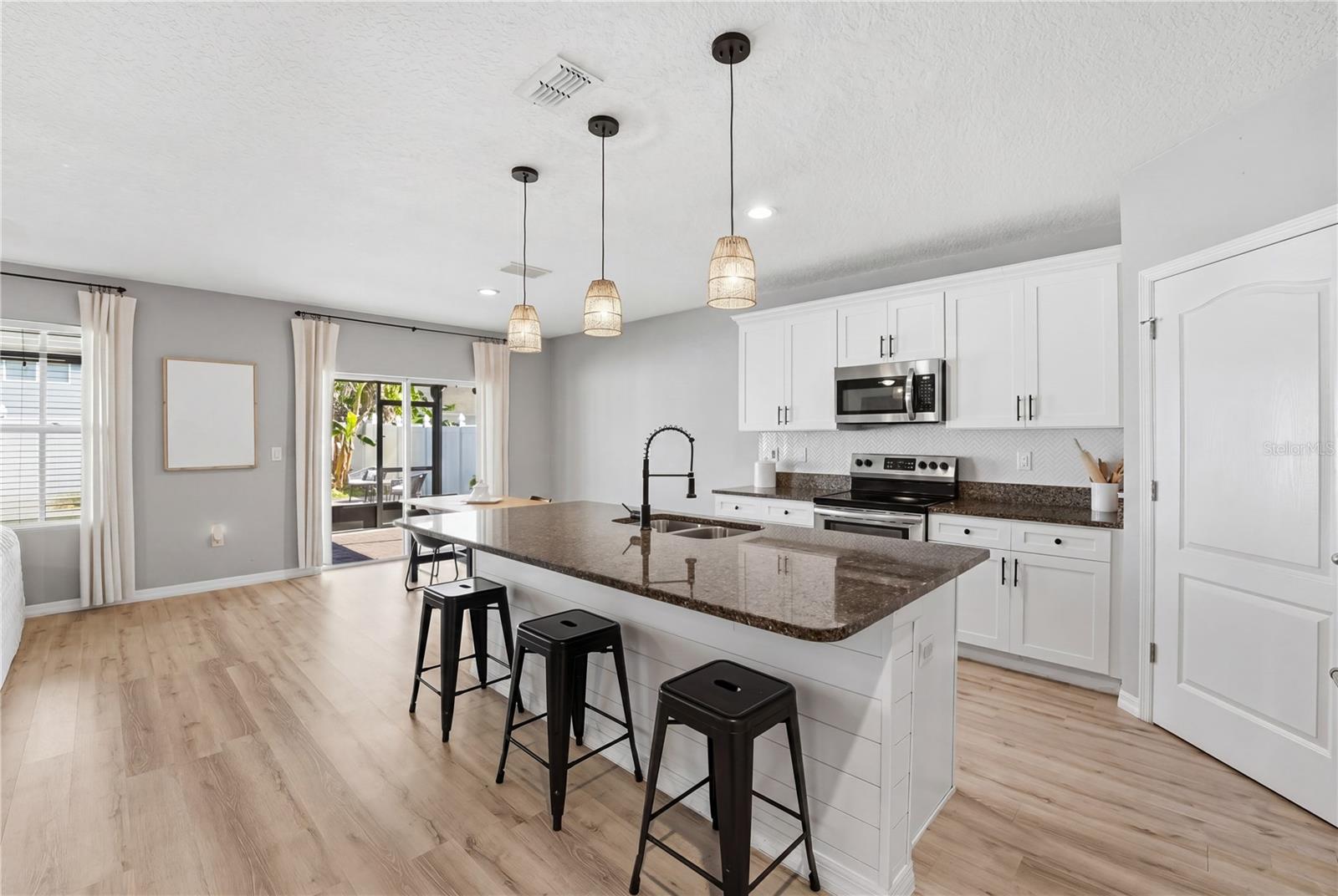 1895 GREEN DRAGON DR, ST CLOUD, FL, 34771