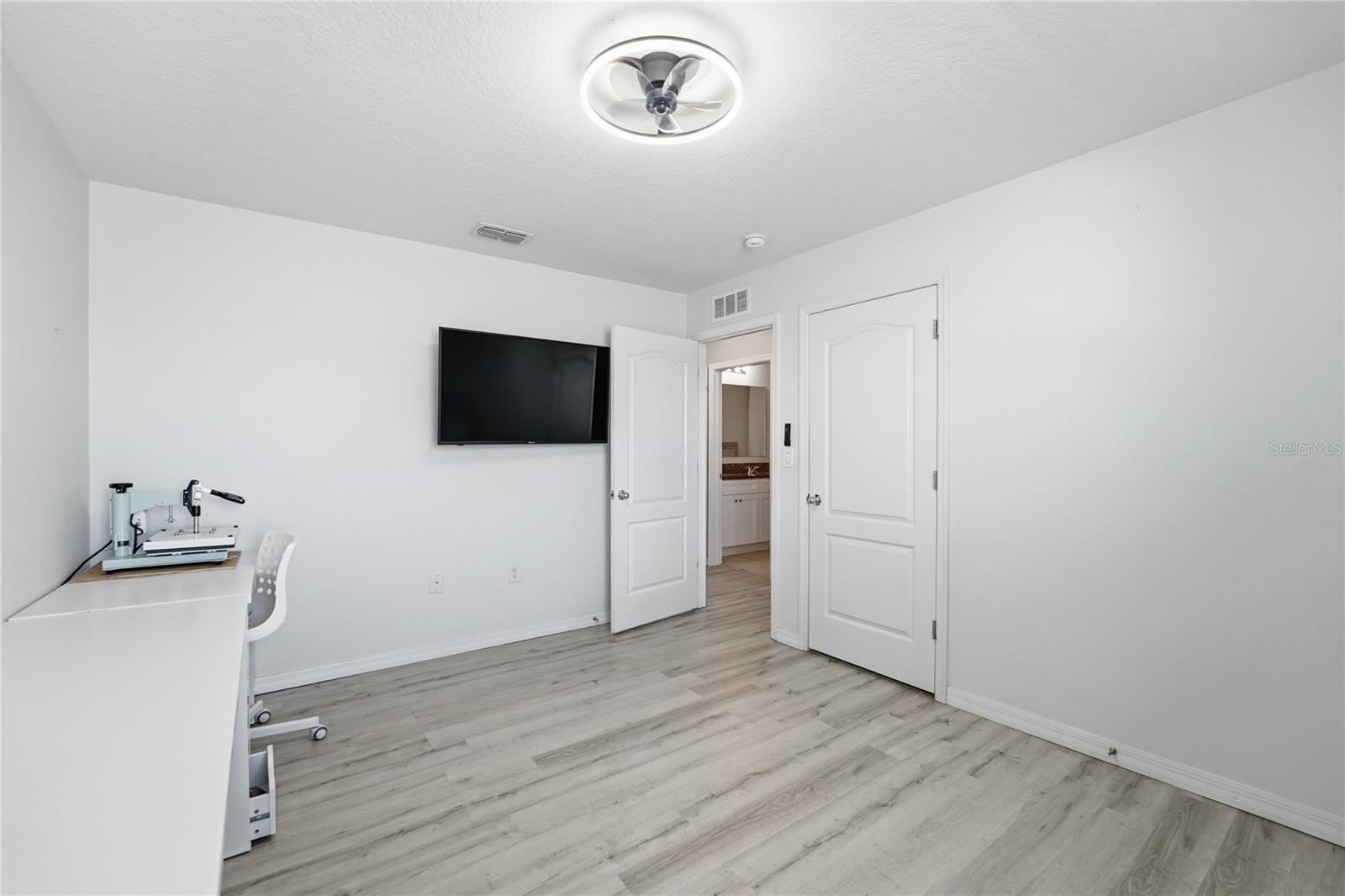 1895 GREEN DRAGON DR, ST CLOUD, FL, 34771