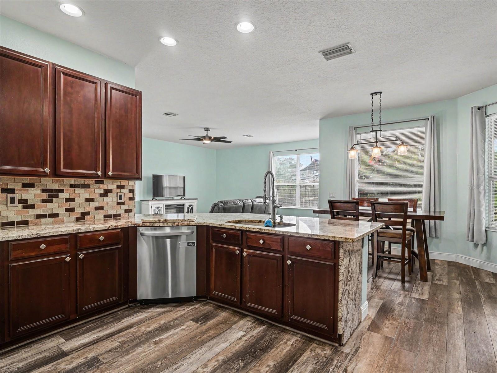 1656 PINYON PINE DR, SARASOTA, FL, 34240