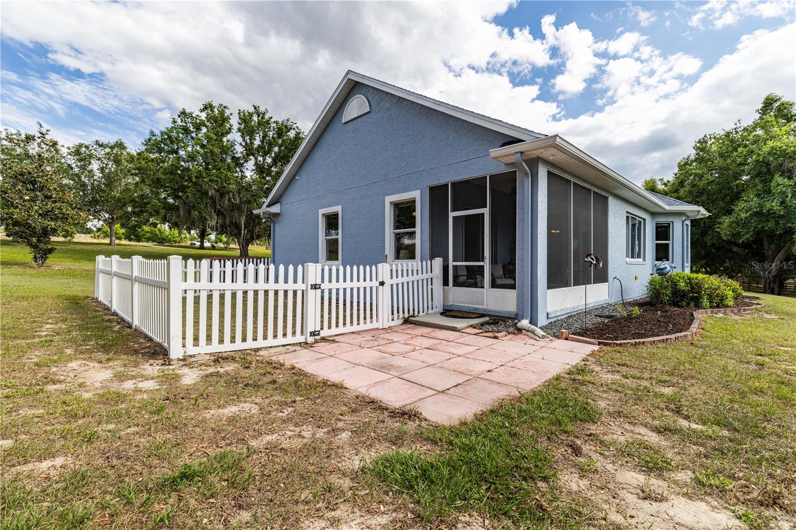 25101 TURKEY LAKE RD, HOWEY IN THE HILLS, FL, 34737