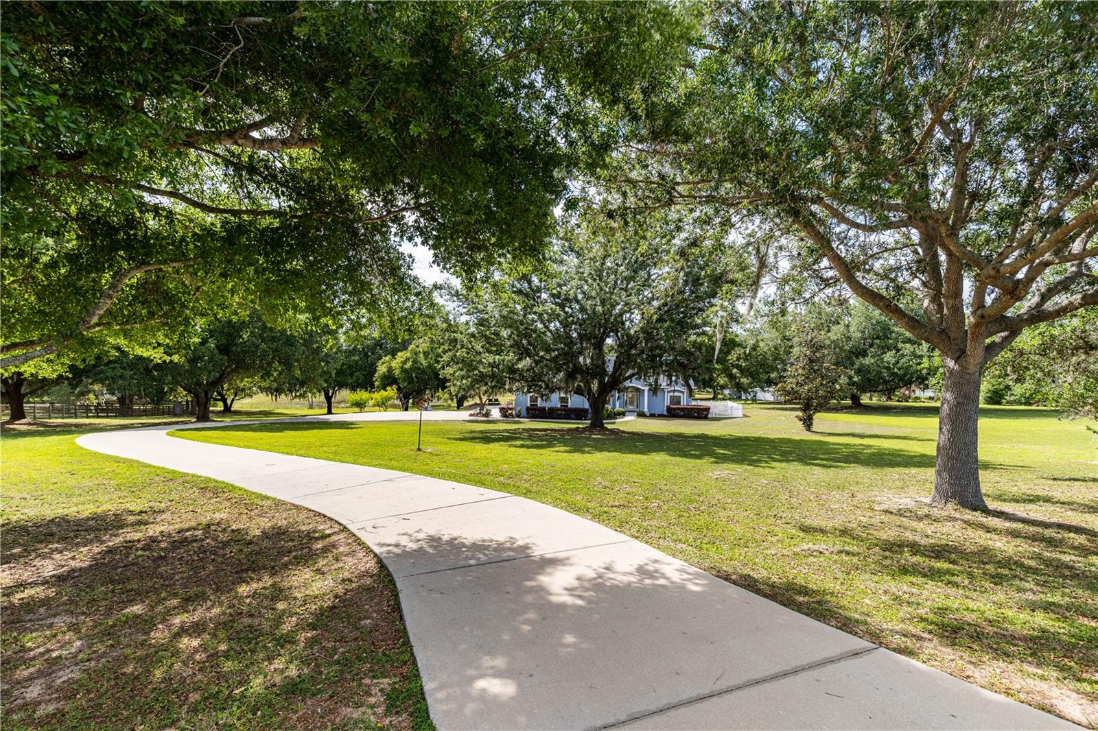 25101 TURKEY LAKE RD, HOWEY IN THE HILLS, FL, 34737