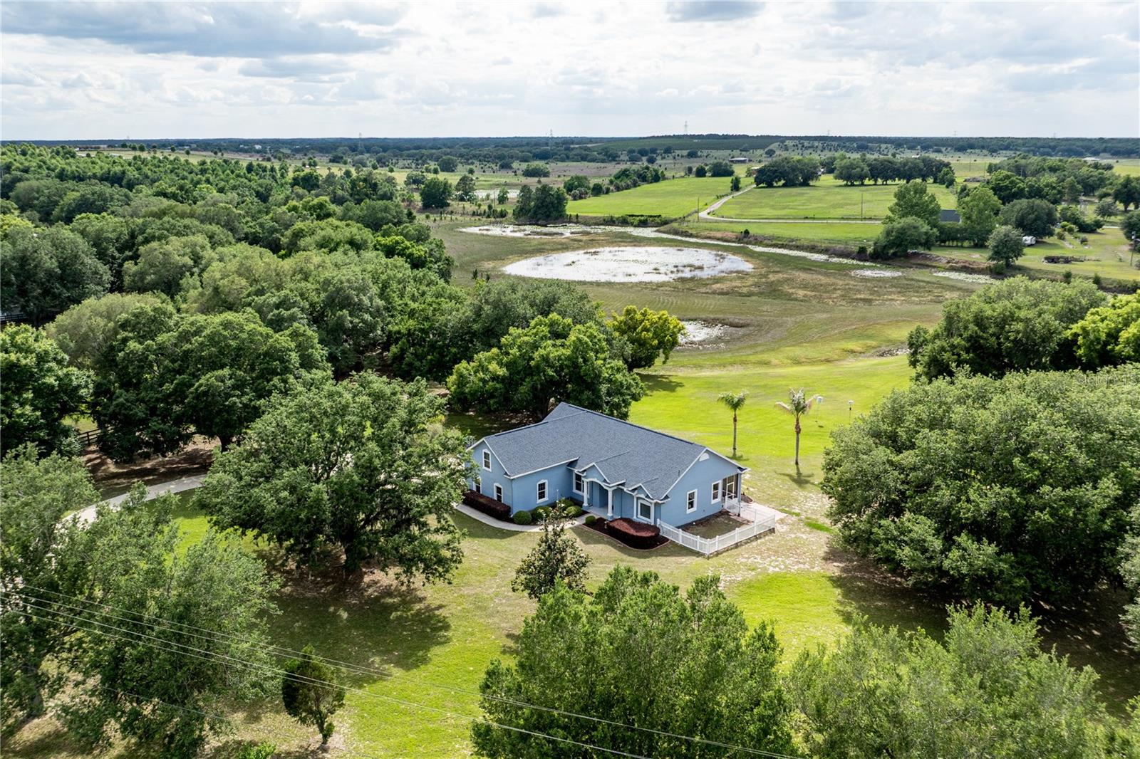 25101 TURKEY LAKE RD, HOWEY IN THE HILLS, FL, 34737