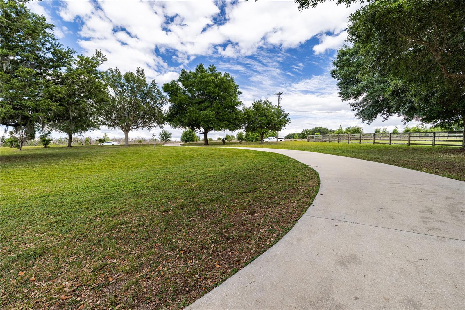 25101 TURKEY LAKE RD, HOWEY IN THE HILLS, FL, 34737