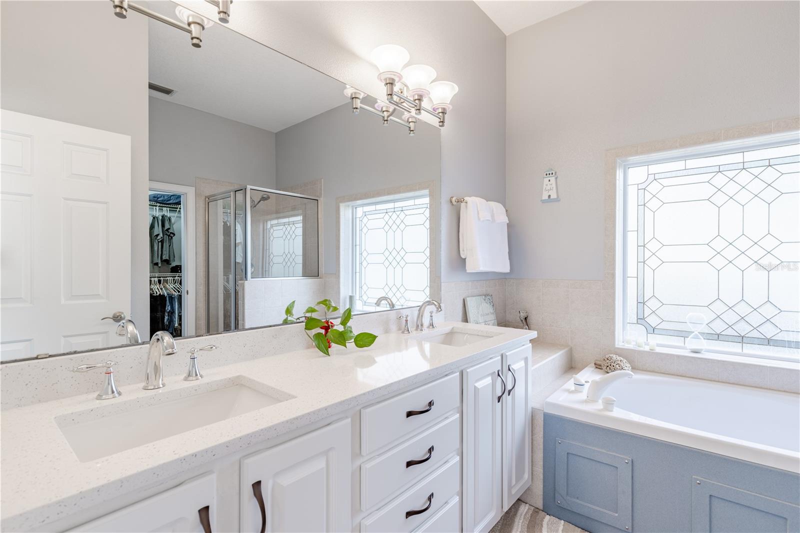 25101 TURKEY LAKE RD, HOWEY IN THE HILLS, FL, 34737