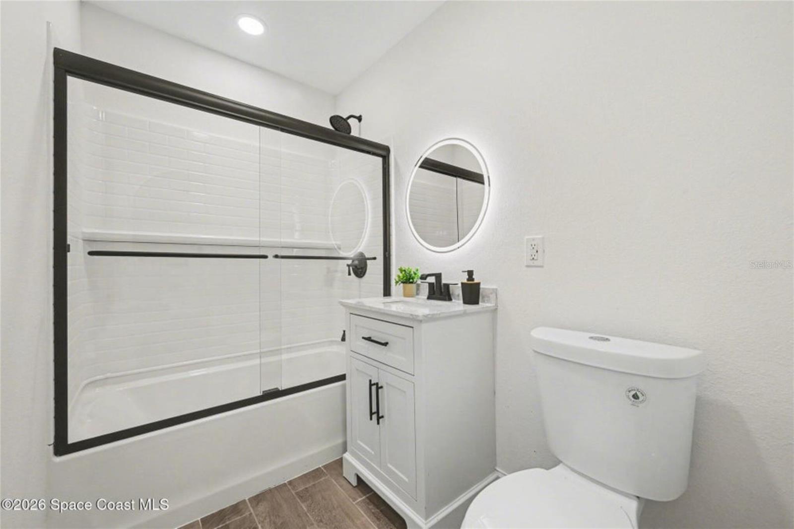 2678 PINE AVE, MIMS, FL, 32754