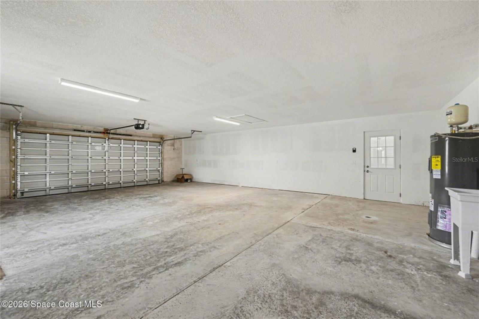 2678 PINE AVE, MIMS, FL, 32754