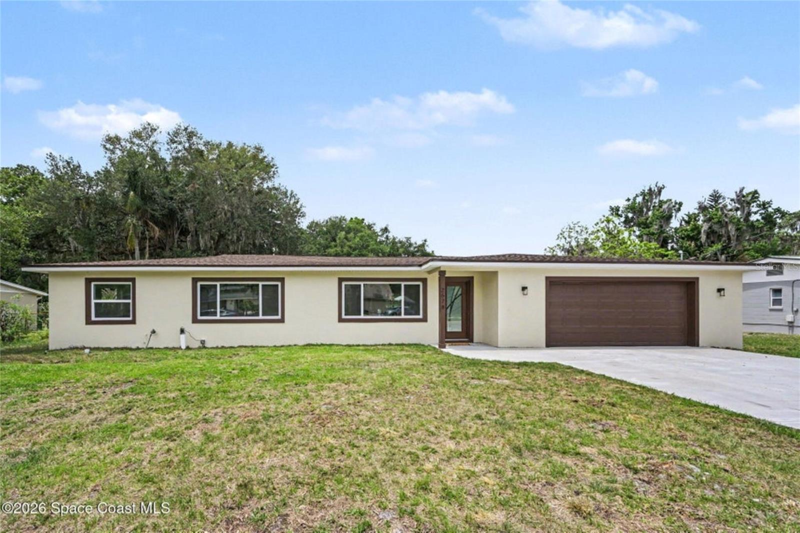 2678 PINE AVE, MIMS, FL, 32754