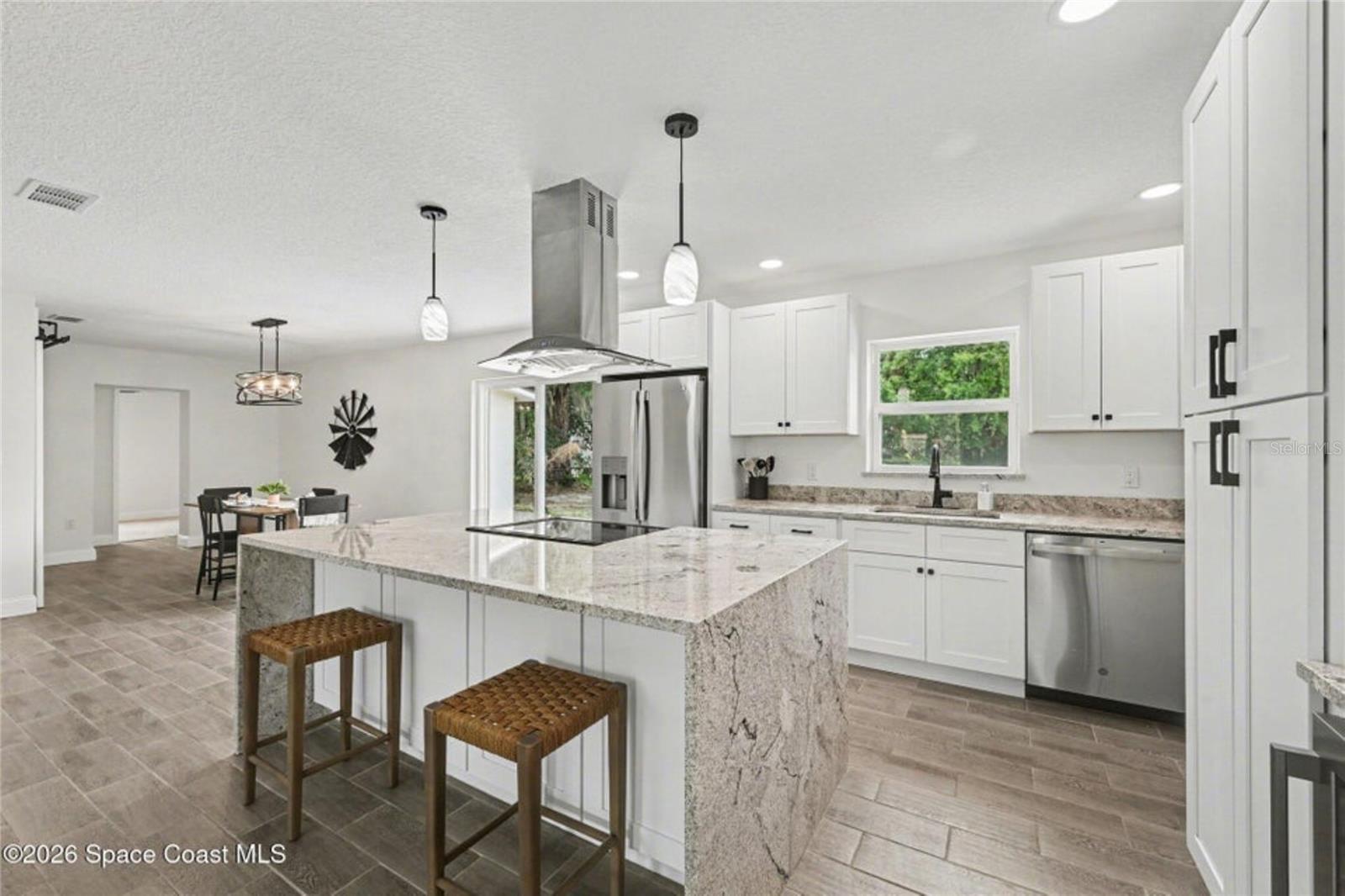 2678 PINE AVE, MIMS, FL, 32754