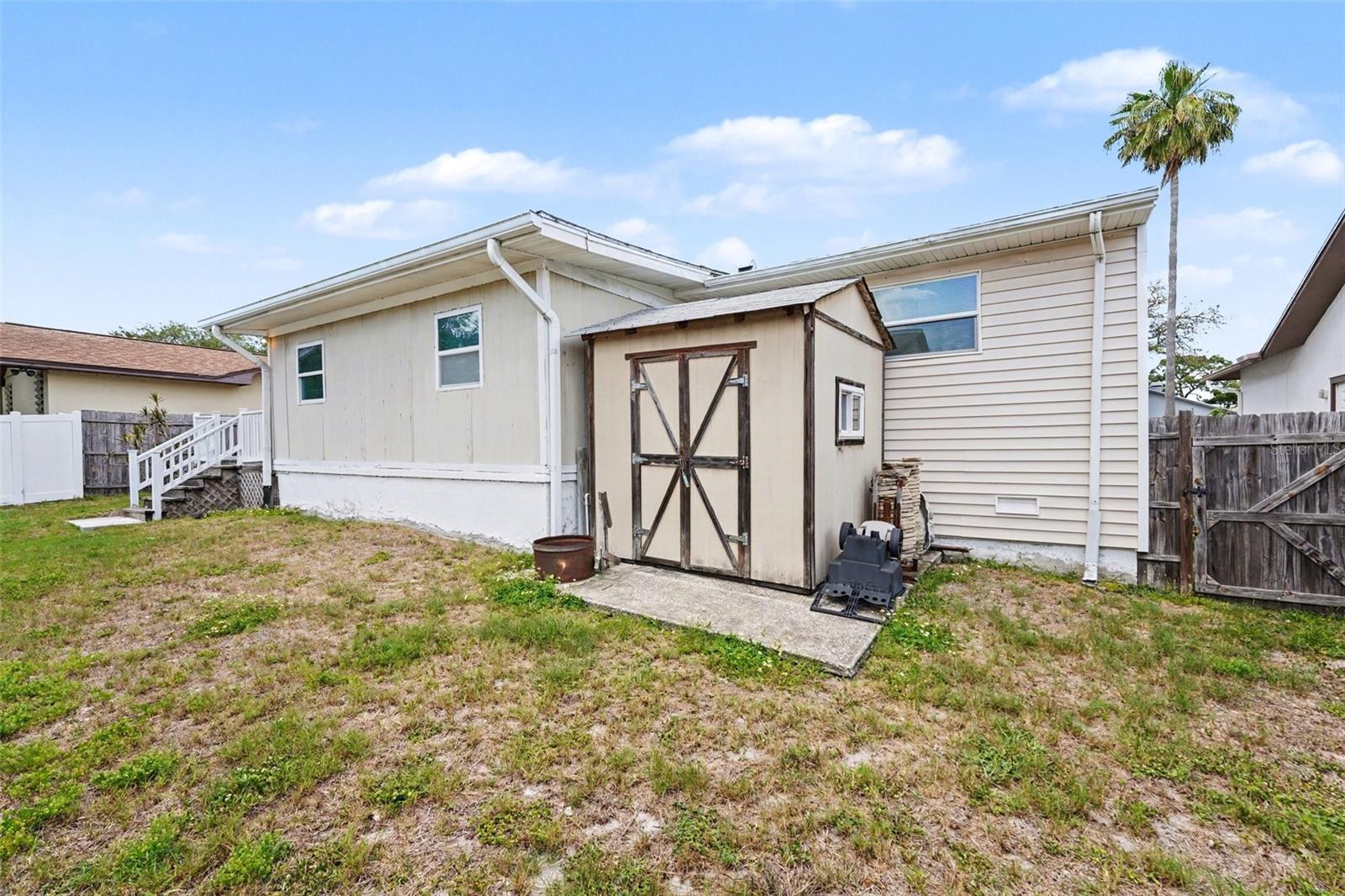 429 MANOR BLVD, PALM HARBOR, FL, 34683