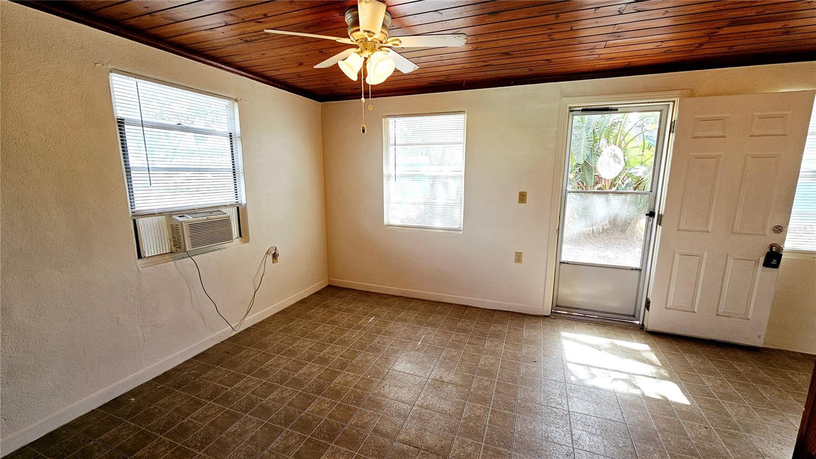 19 N MANGO ST #B, ENGLEWOOD, FL, 34223