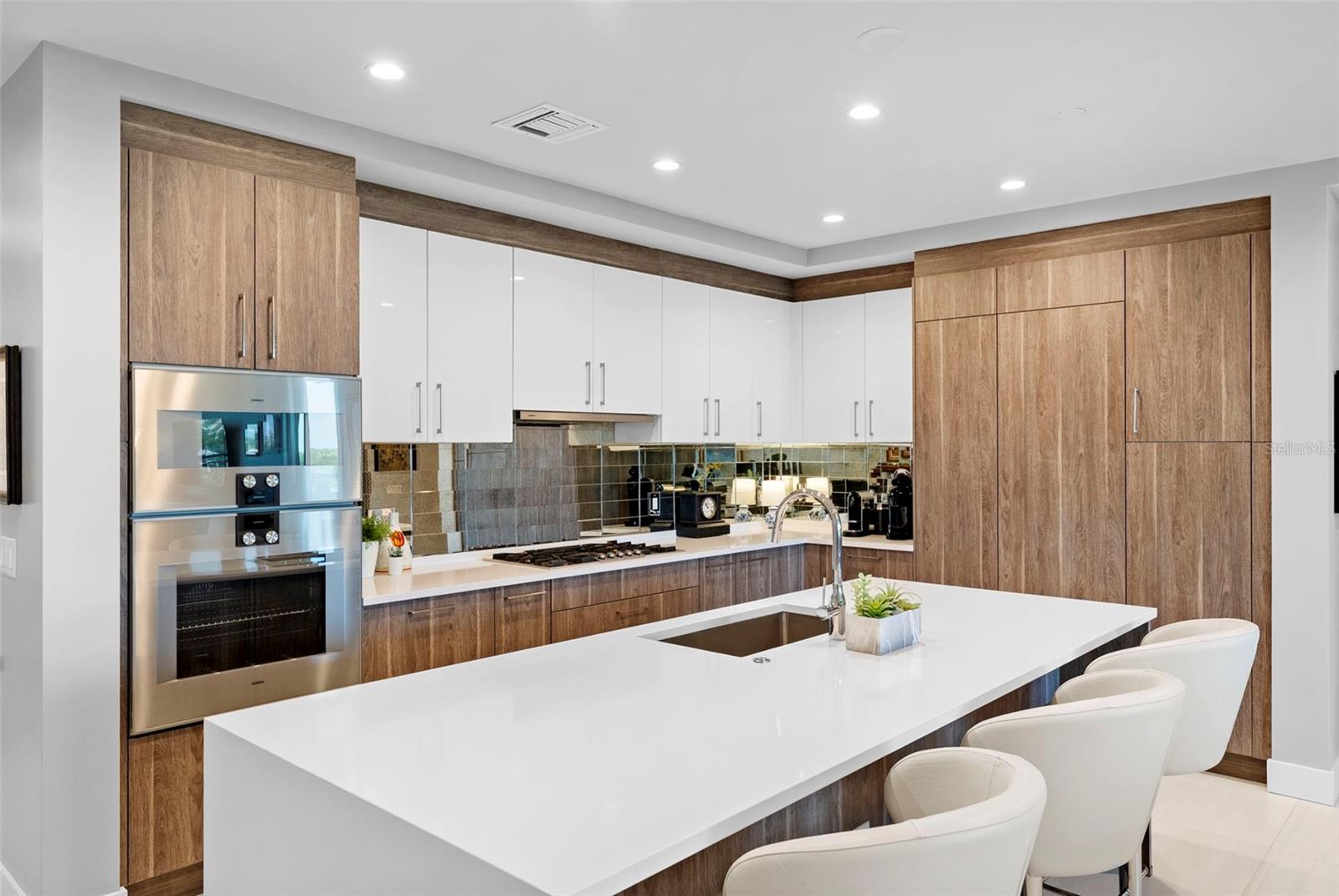 2103 BAYSHORE BLVD #703, TAMPA, FL, 33606