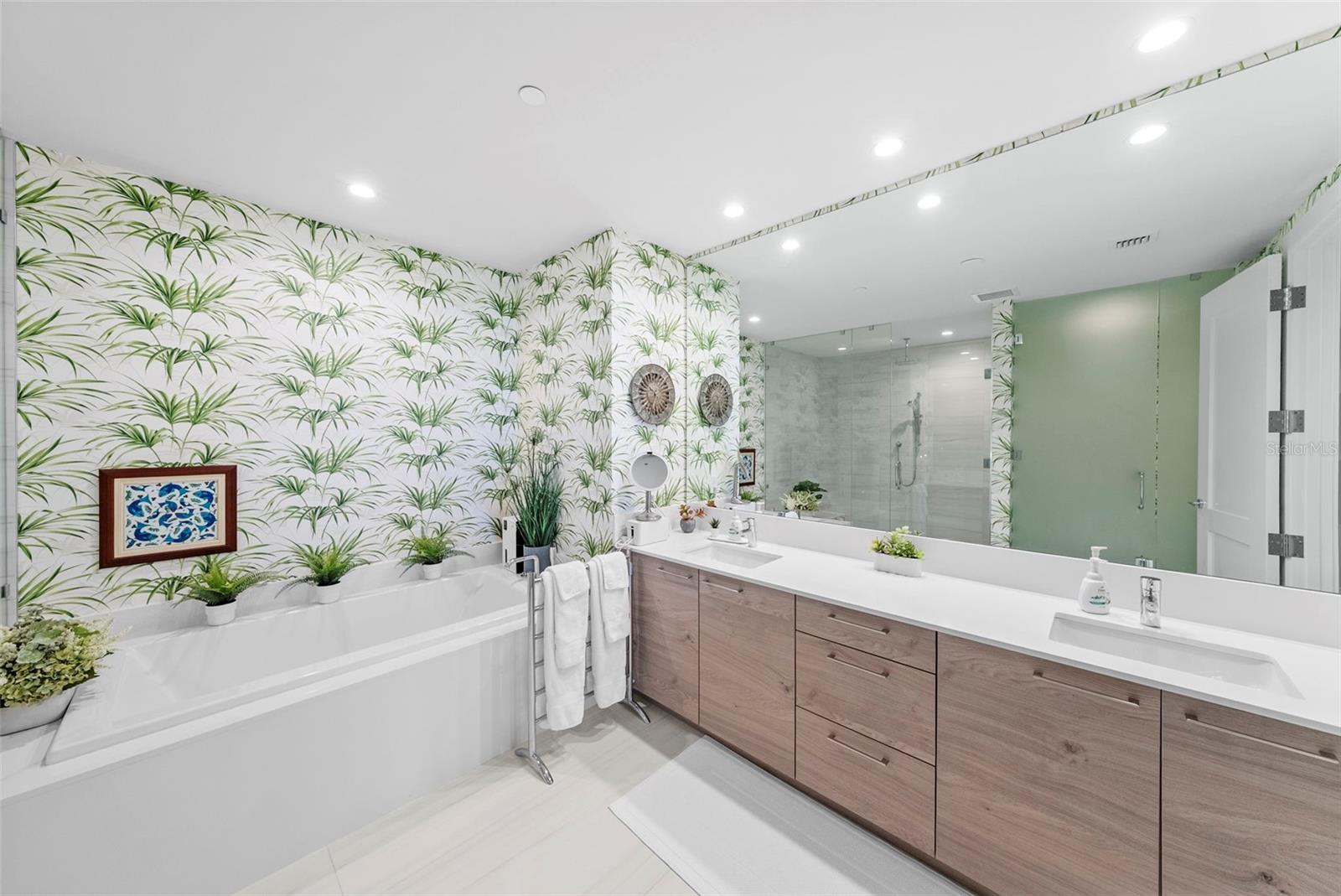 2103 BAYSHORE BLVD #703, TAMPA, FL, 33606