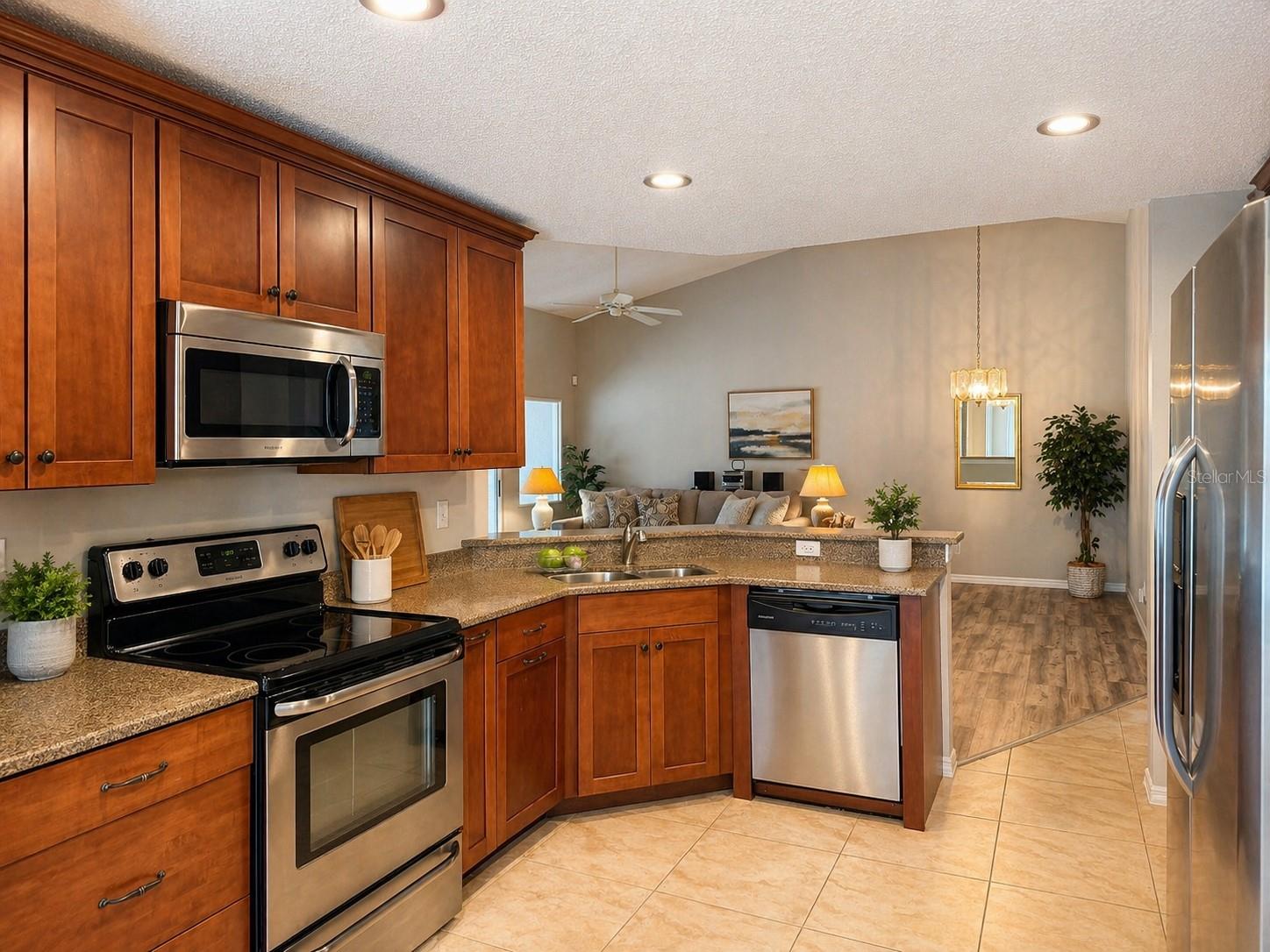 822 MCCALLISTER AVE #822, SUN CITY CENTER, FL, 33573